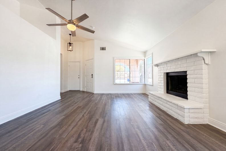 Photo 6 of 18 of 6212 Warm River Rd, Las Vegas, NV
