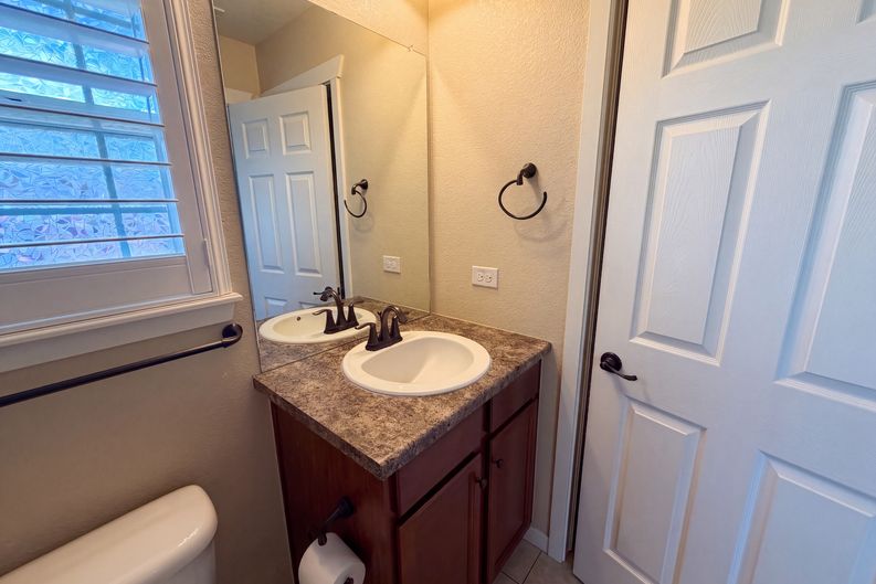Photo 12 of 40 of 14928 Nighthawk Ln, Broomfield, CO
