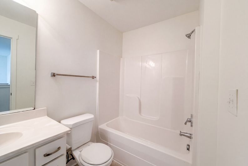 Photo 16 of 23 of 1134 Somerset Springs Dr, Spring Hill, TN