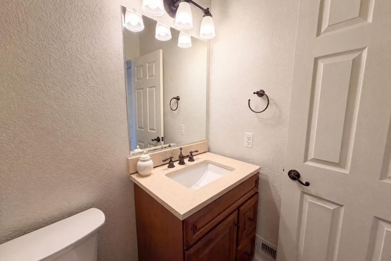 Photo 17 of 45 of 13399 W 84th Pl, Arvada, CO