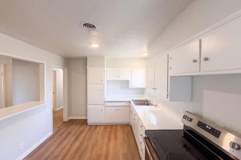 Photo 9 of 20 of 8021 Tumbleweed Trl, Fort Worth, TX