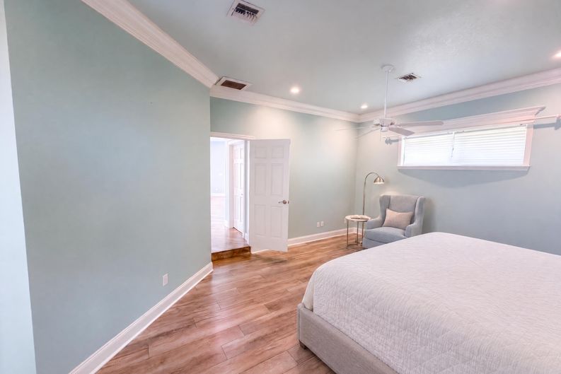 Photo 10 of 31 of 4335 SE 8th St, Ocala, FL