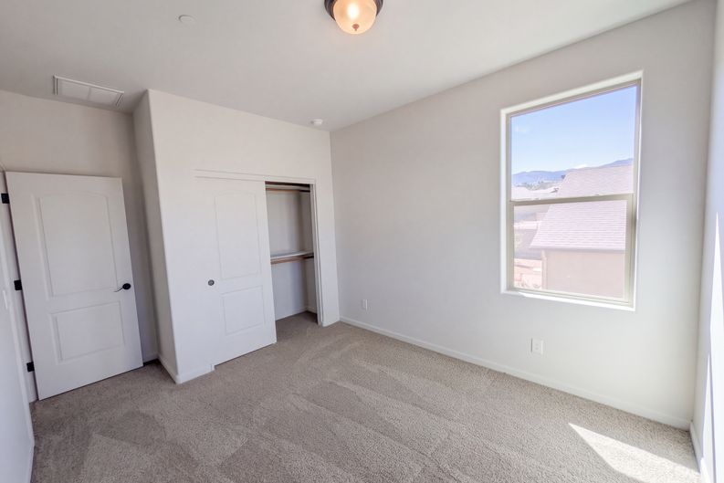 Photo 12 of 17 of 431 McKinnon Rd, Clarkdale, AZ