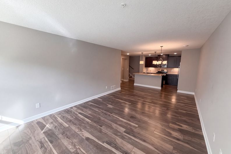 Photo 6 of 25 of 9873 5th Street Ln N, Lake Elmo, MN
