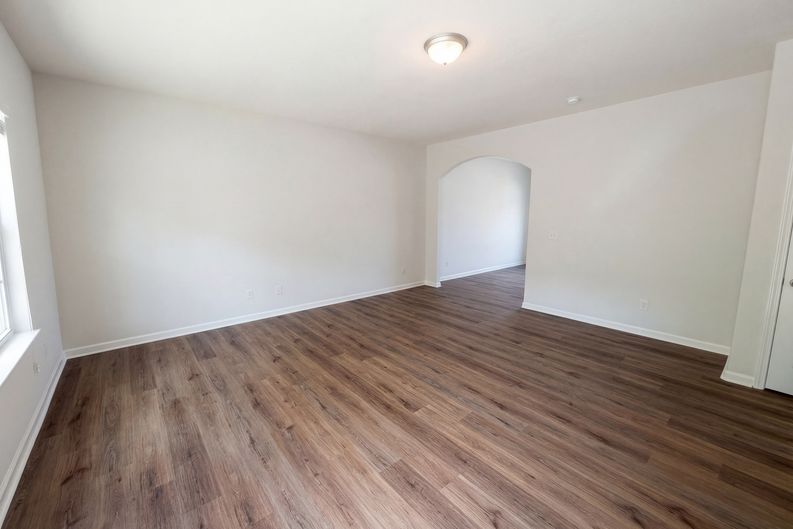 Photo 6 of 25 of 8321 Candlenut Ln, Charlotte, NC