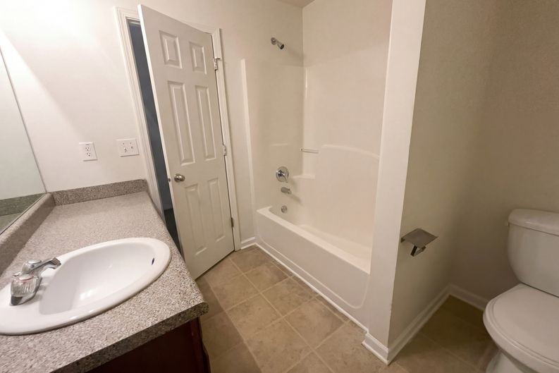 Photo 13 of 22 of 1630 Tigris Ct, Atlanta, GA