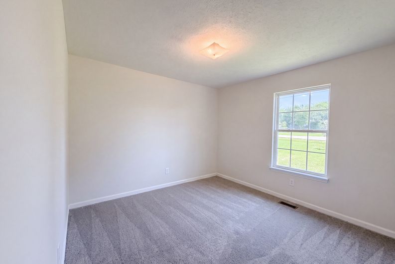 Photo 15 of 28 of 125 Ivanhoe Ct, Murfreesboro, TN