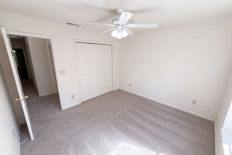Photo 17 of 28 of 506 Mansard Walk, Alpharetta, GA