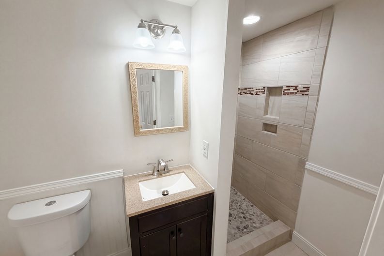 Photo 20 of 25 of 5011 Lake Holw, Douglasville, GA