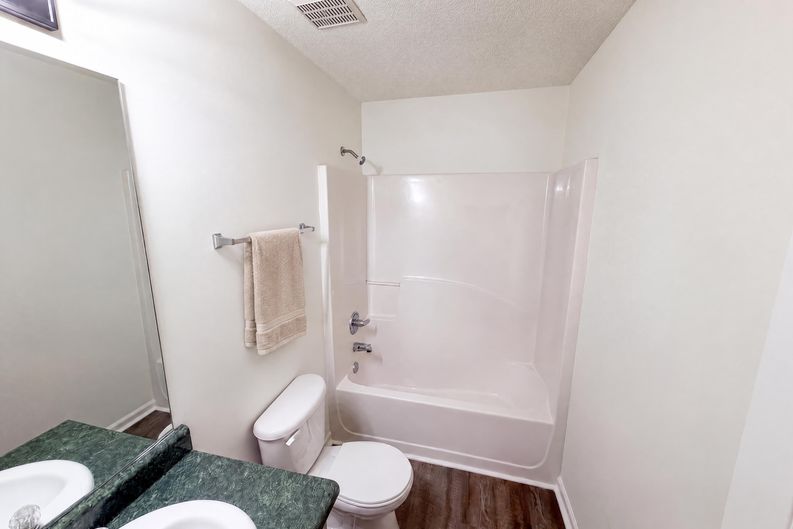 Photo 14 of 20 of 4720 Buffalo St, Fairburn, GA
