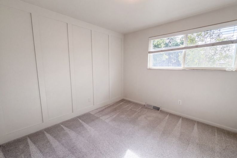 Photo 24 of 43 of 7447 S Ames Ct, Littleton, CO