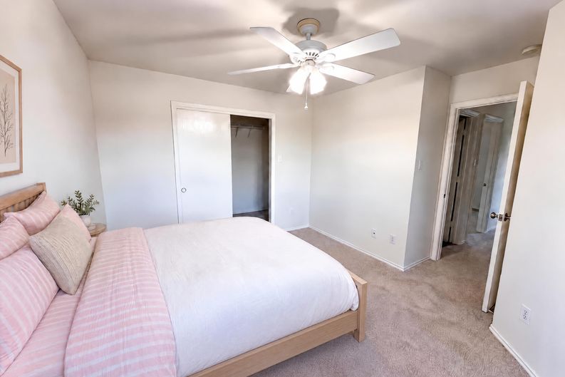 Photo 14 of 29 of 11521 Melstone Dr, Manor, TX