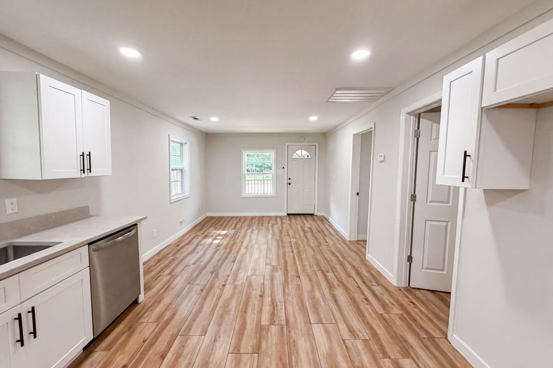 Photo 6 of 22 of 1313 Eastbrook Rd SE, Dalton, GA