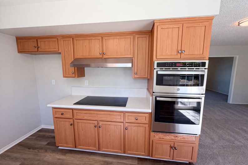 Photo 6 of 26 of 648 Brentwood Ave, Upland, CA