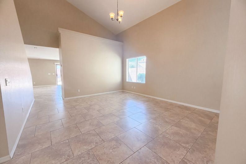 Photo 3 of 20 of 3203 W Santa Cruz Ave, San Tan Valley, AZ