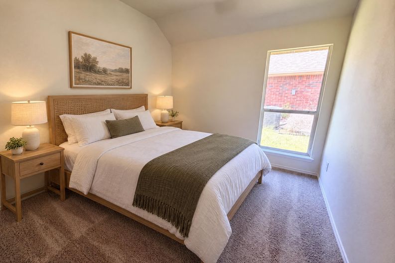 Photo 9 of 16 of 6401 Marquett Dr, Rowlett, TX
