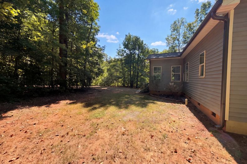 Photo 25 of 28 of 6621 Blalock Forest Dr, Willow Spring, NC