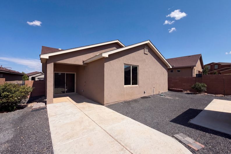 Photo 5 of 24 of 6384 Red Falcon Dr NE, Rio Rancho, NM
