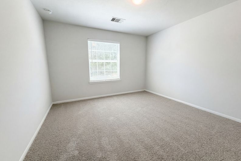 Photo 18 of 24 of 26306 Fox Ridge Ln, Katy, TX