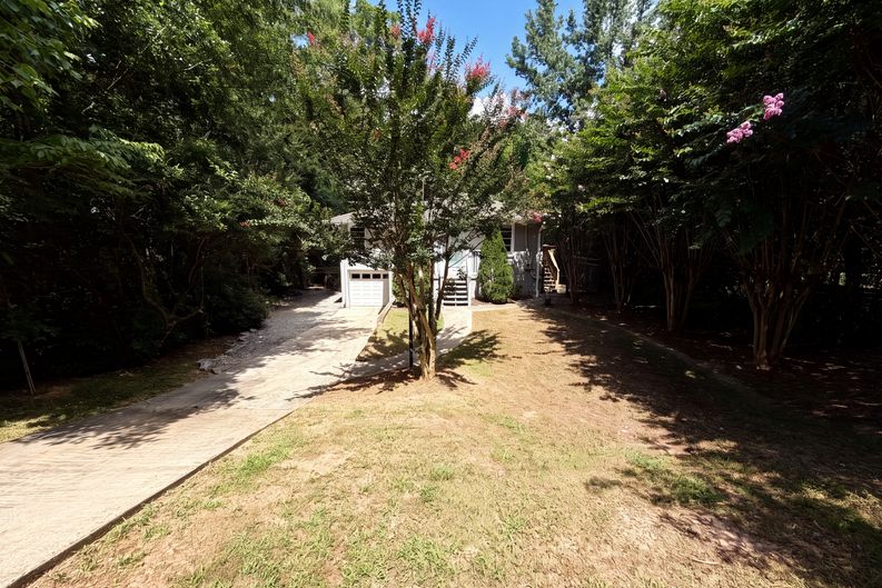 Photo 22 of 26 of 2336 Nesbitt Dr NE, Brookhaven, GA