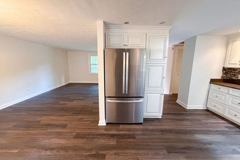 Photo 20 of 24 of 1346 Fairfield Dr SW, Lilburn, GA