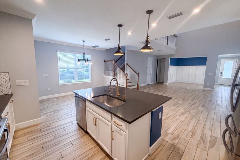Photo 8 of 47 of 13720 Stevenson Ln, Odessa, FL