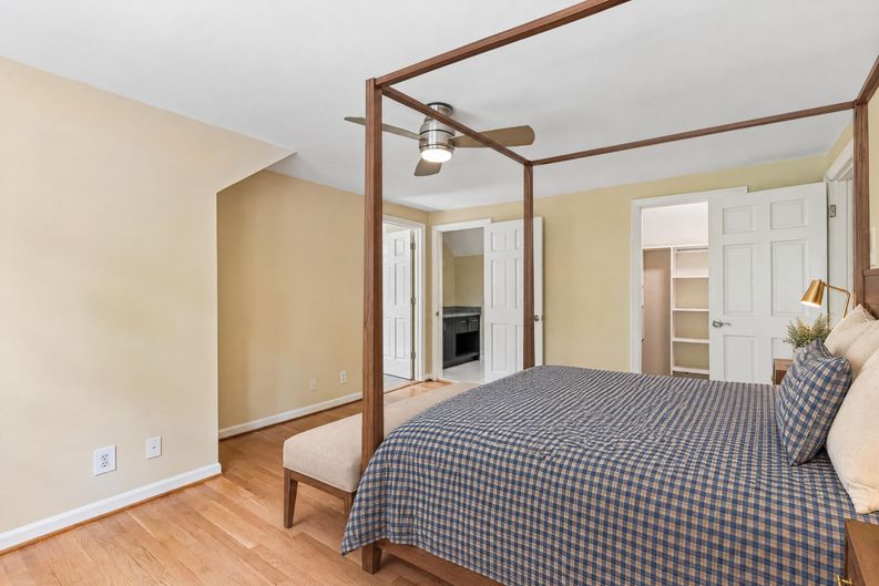 Photo 71 of 87 of 3135 Spalding Dr, Sandy Springs, GA