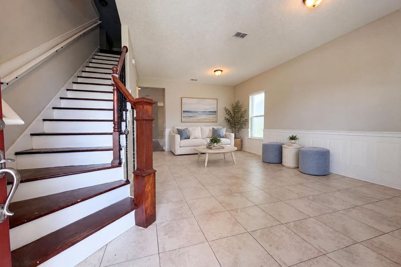 Photo 6 of 31 of 316 Willow Lake Dr, Saint Augustine, FL