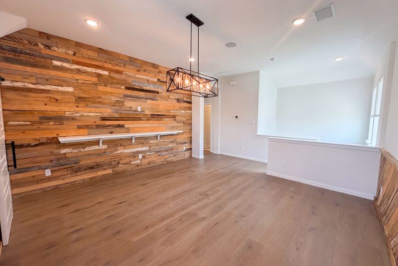 Photo 6 of 37 of 11509 Misty Ridge Dr, Roanoke, TX