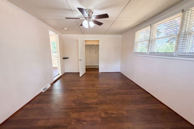 Photo 8 of 17 of 2154 Rosewood Dr, Rock Hill, SC