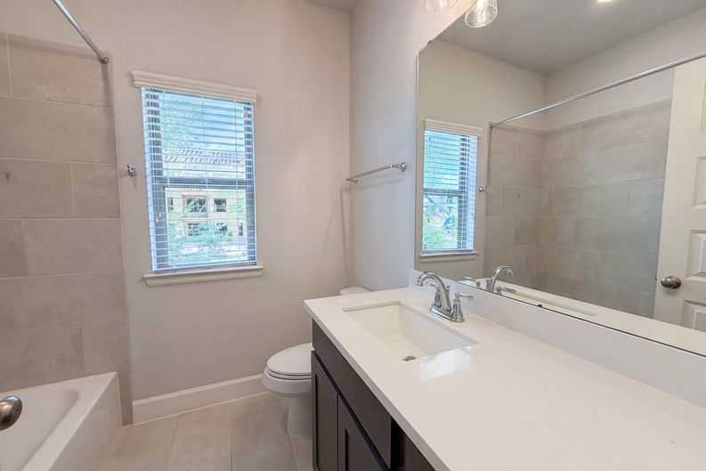 Photo 17 of 29 of 15418 Legacy Park Way, Pinehurst, TX