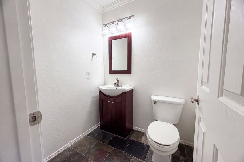 Photo 13 of 21 of 11422 E Dartmouth St, Mesa, AZ