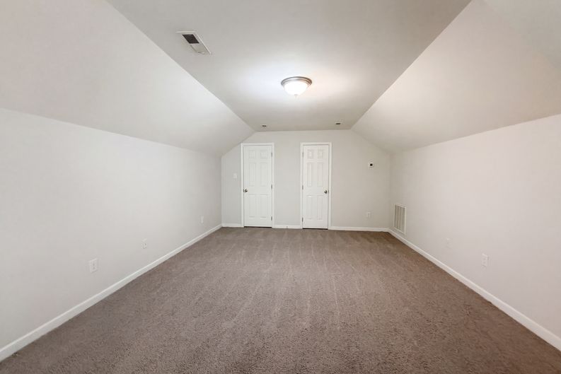 Photo 23 of 26 of 14725 Grand Forest Ct, South Chesterfield, VA