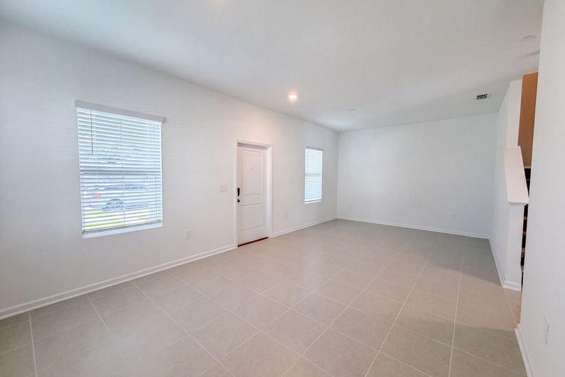 Photo 6 of 24 of 2172 Rider Rain Ln, Apopka, FL