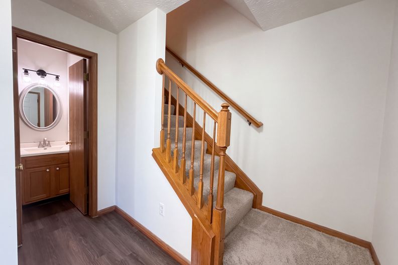 Photo 7 of 26 of 1150 Moneca St, Blacklick, OH