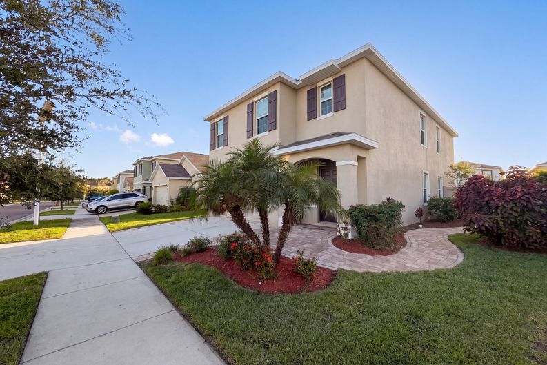 Photo 26 of 30 of 16805 Trite Bend St, Wimauma, FL