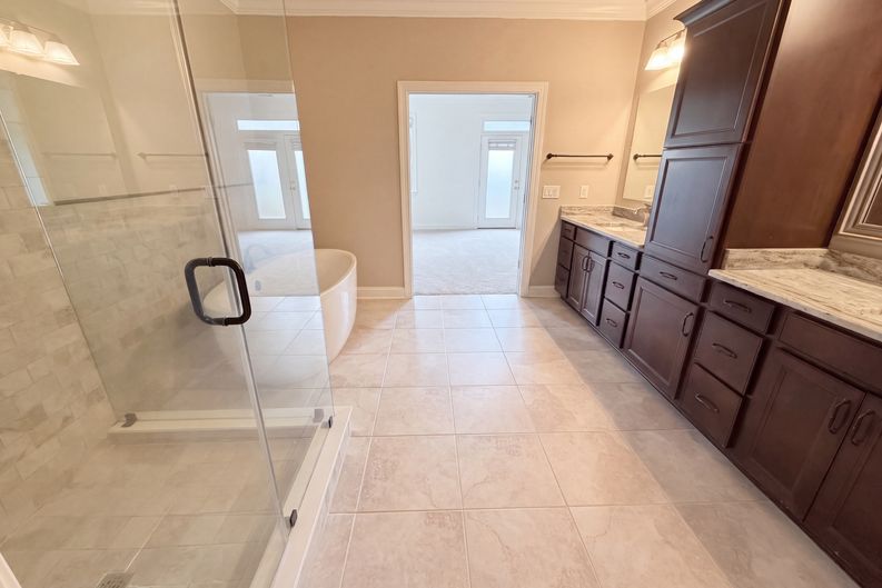 Photo 23 of 44 of 2256 Royal Vineyard Ln SE, Smyrna, GA