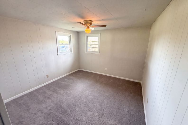 Photo 10 of 22 of 2584 E Phylbeck Ave, Terre Haute, IN
