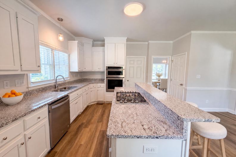 Photo 6 of 23 of 212 Timberlane Dr, Belmont, NC