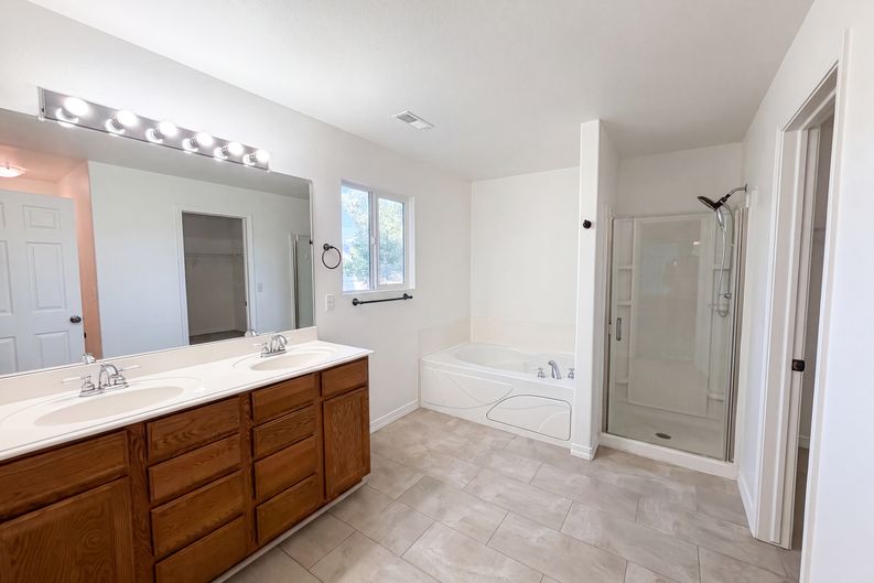 Photo 15 of 26 of 866 S 1580 W, Lehi, UT