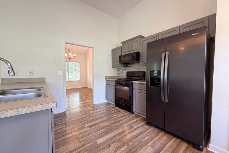 Photo 8 of 22 of 3912 McGuire Way NW, Kennesaw, GA