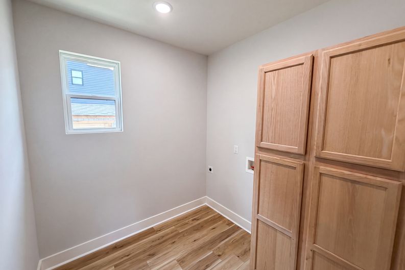Photo 12 of 20 of 490 E 22nd St, Kannapolis, NC