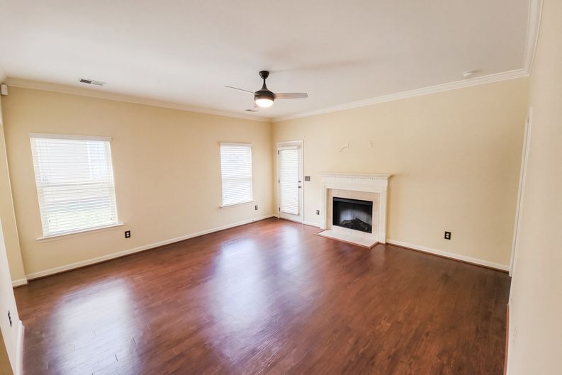 Photo 7 of 22 of 3107 Rosewalk Dr, Moody, AL