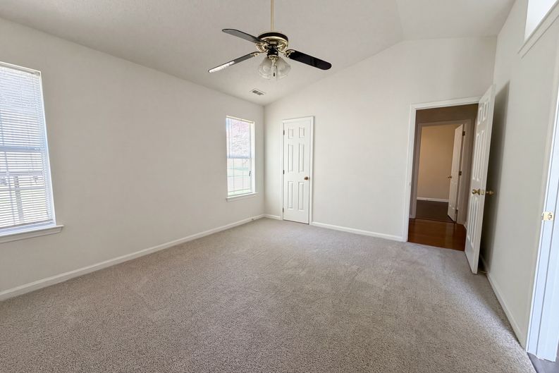Photo 12 of 16 of 12525 Panthersville Dr, Charlotte, NC
