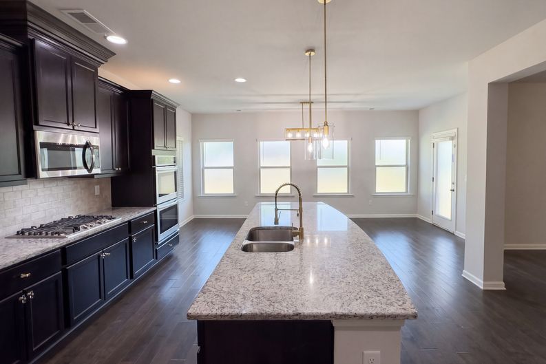 Photo 6 of 47 of 2144 Airline Rd, McDonough, GA