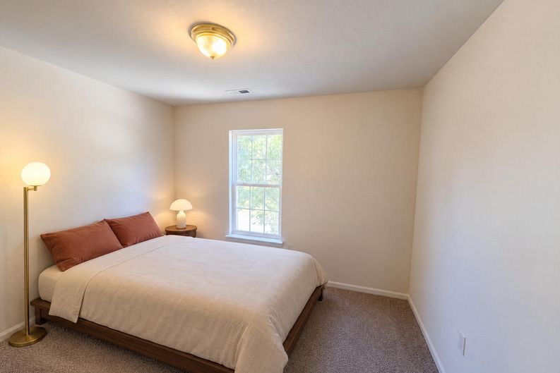 Photo 17 of 35 of 4735 Nijinsky Ct, Charlotte, NC