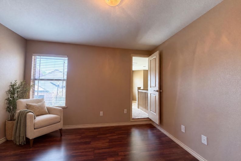Photo 17 of 20 of 5107 Chesterfield Pl, Arlington, TX
