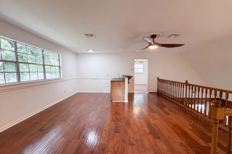 Photo 21 of 27 of 5615 Spanish Oak Dr, Houston, TX