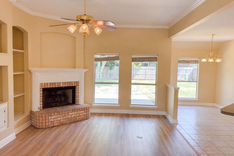 Photo 3 of 24 of 102 Palladium Ln, Shreveport, LA