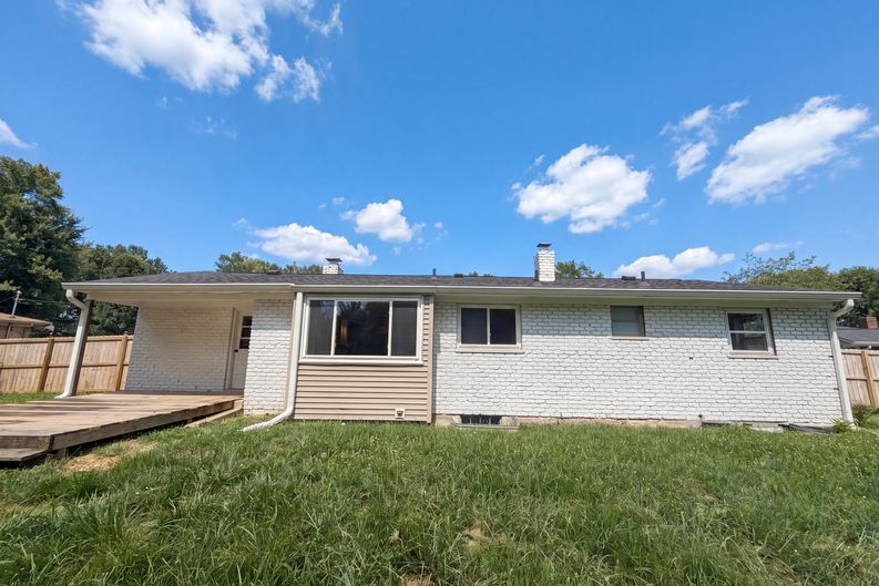 Photo 5 of 21 of 4481 Forest Trl, Cincinnati, OH